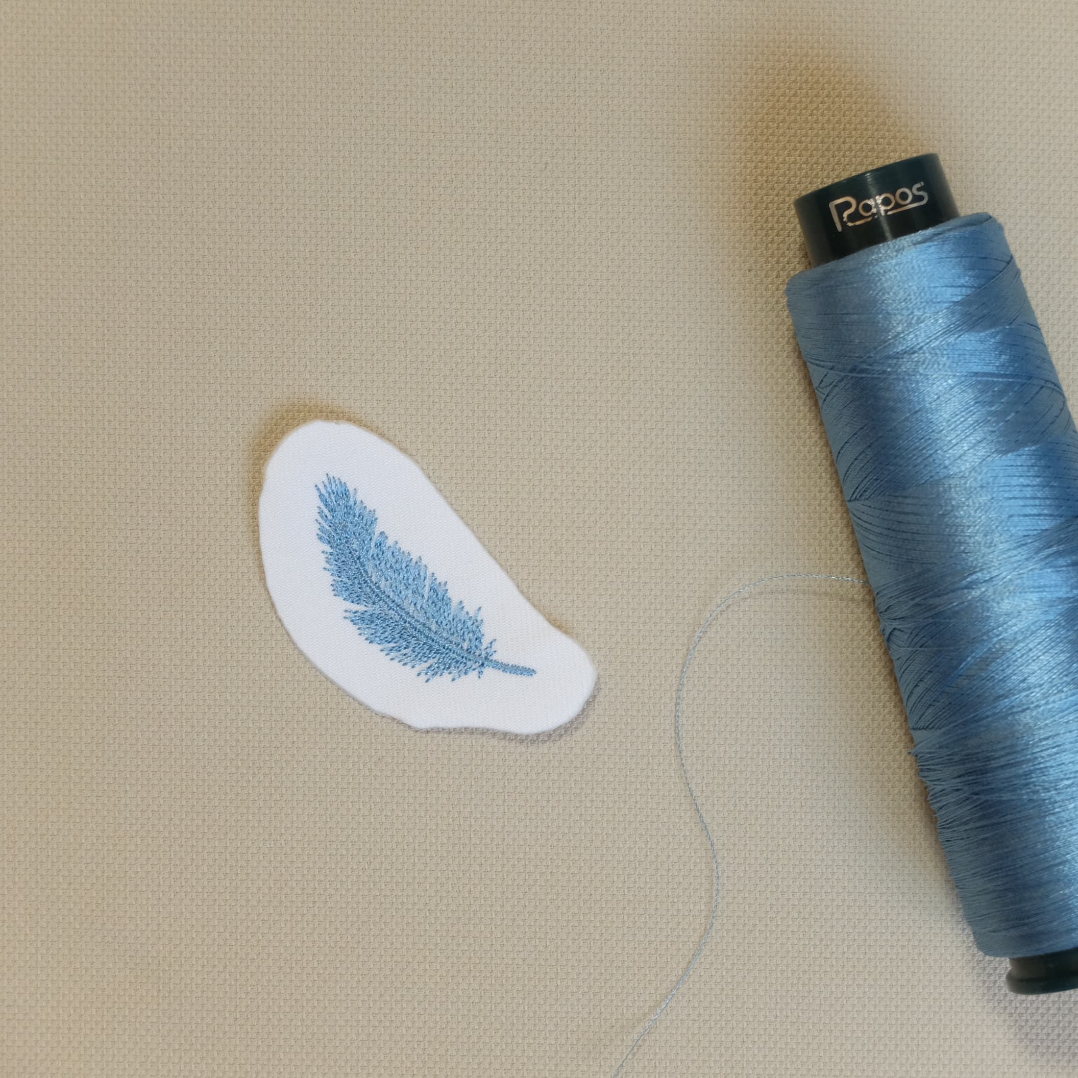 羽根①の刺繍データhover時